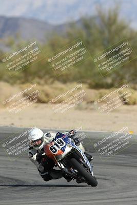 media/Nov-16-2025-Race Pace (Sun) [[8c5fa54630]]/Non Verified Riders (1st 20 Minutes)/2-Turn 10 (1010am)/